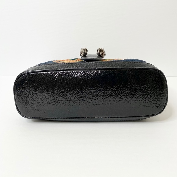 Auth Gucci Suede Dragon Embroidered Bucket Bag - Picture 10 of 16